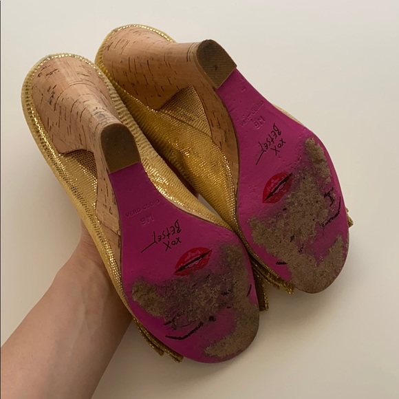 Betsey Johnson Florence Gold Wedges Cork Suede 9 - Picture 5 of 8